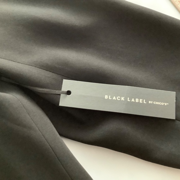 Blazer - Picture 5 of 7